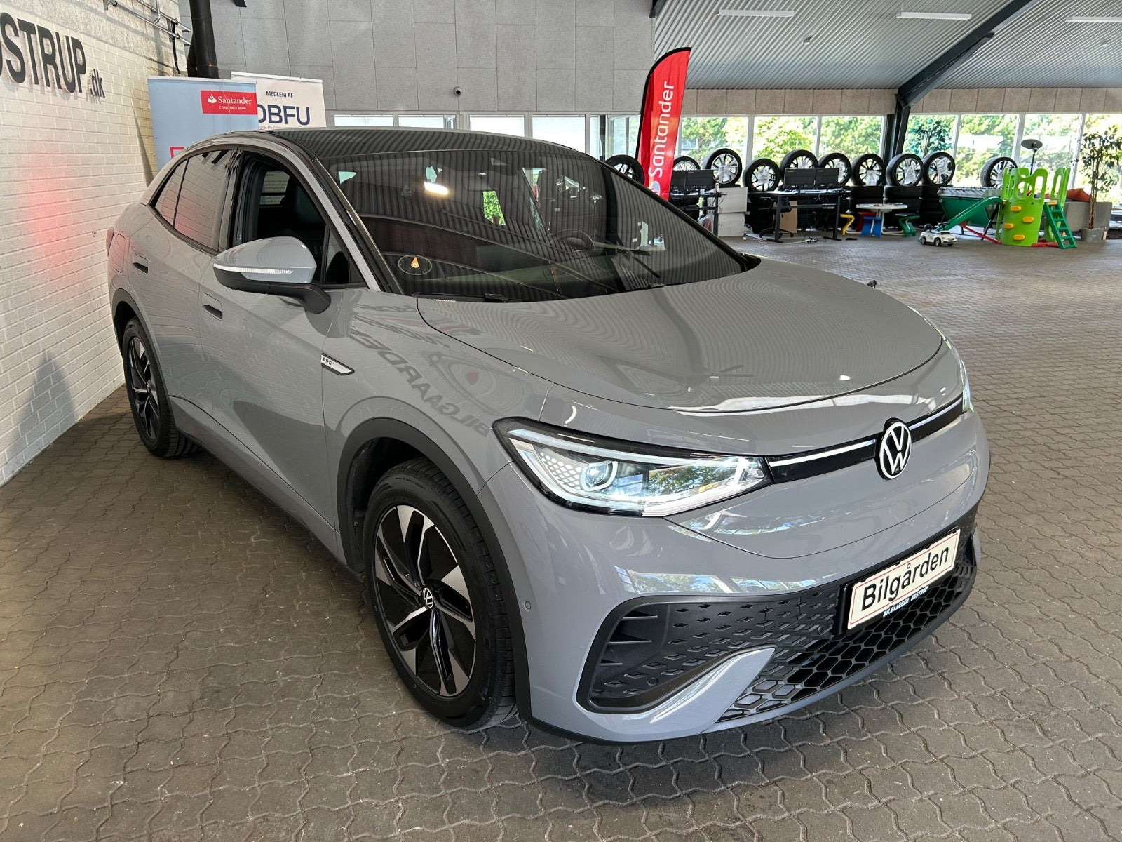 Grå VW ID.5 fra 2023