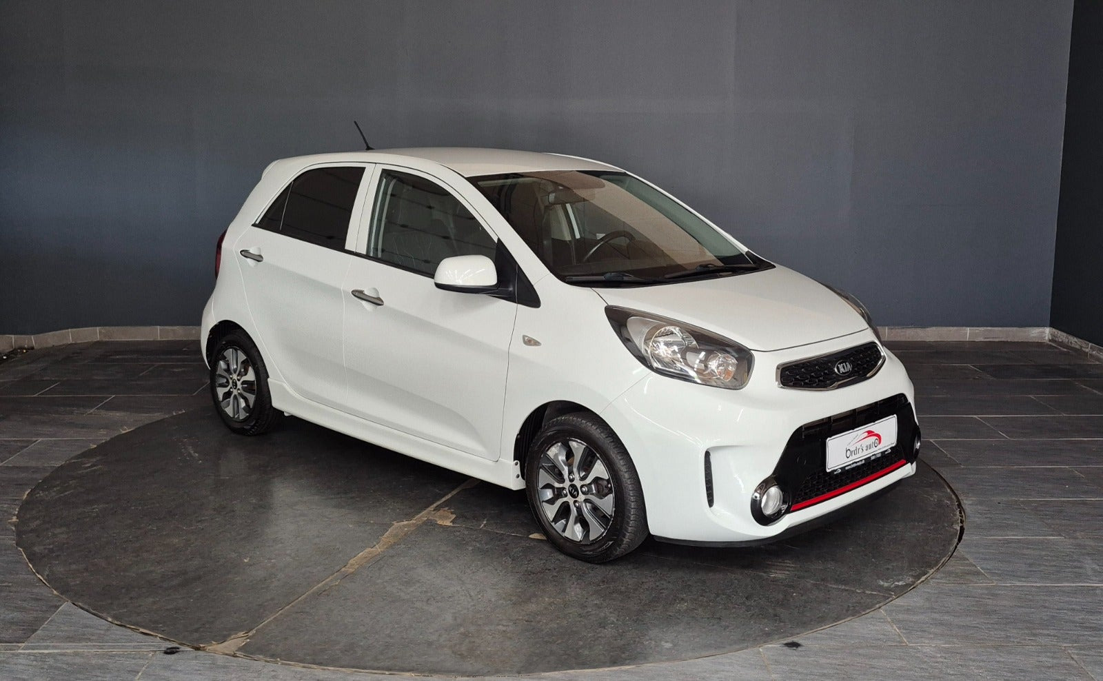 Hvid Kia Picanto fra 2016