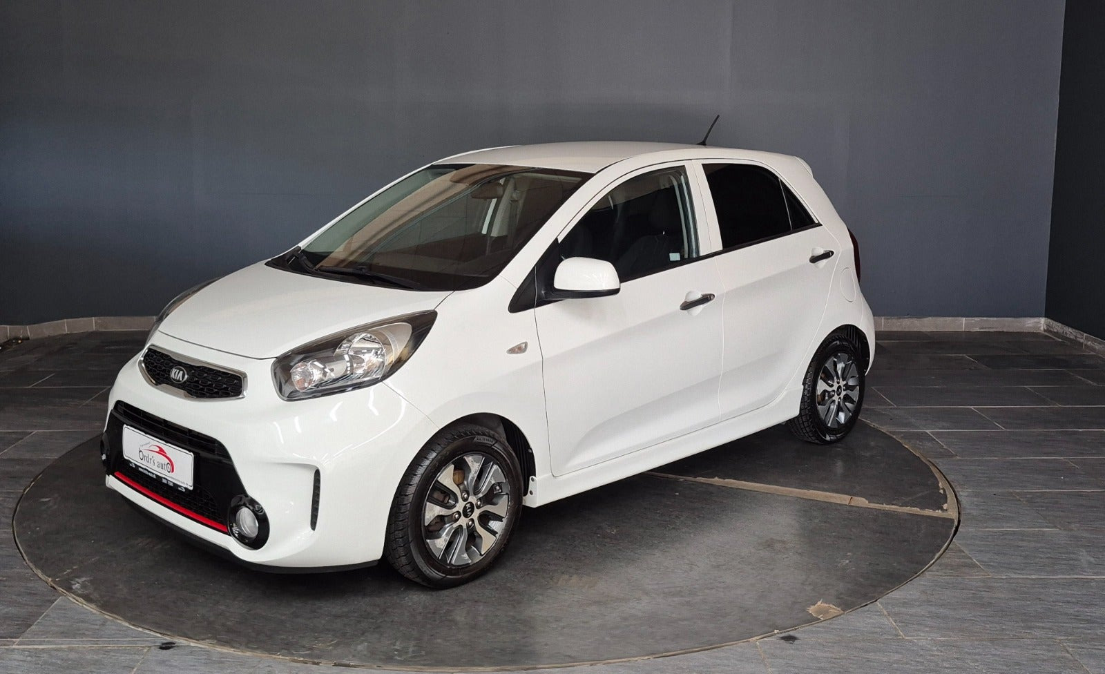 Hvid Kia Picanto fra 2016