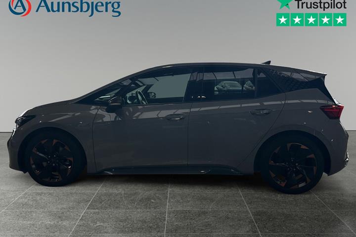 Grå Cupra Born fra 2024