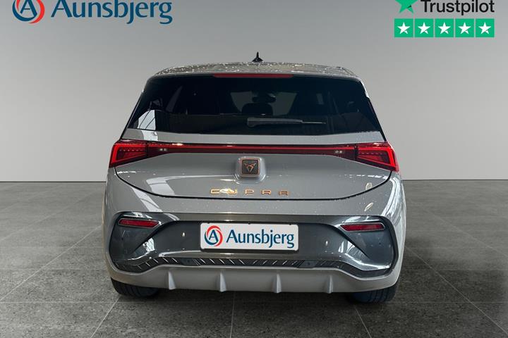 Grå Cupra Born fra 2024