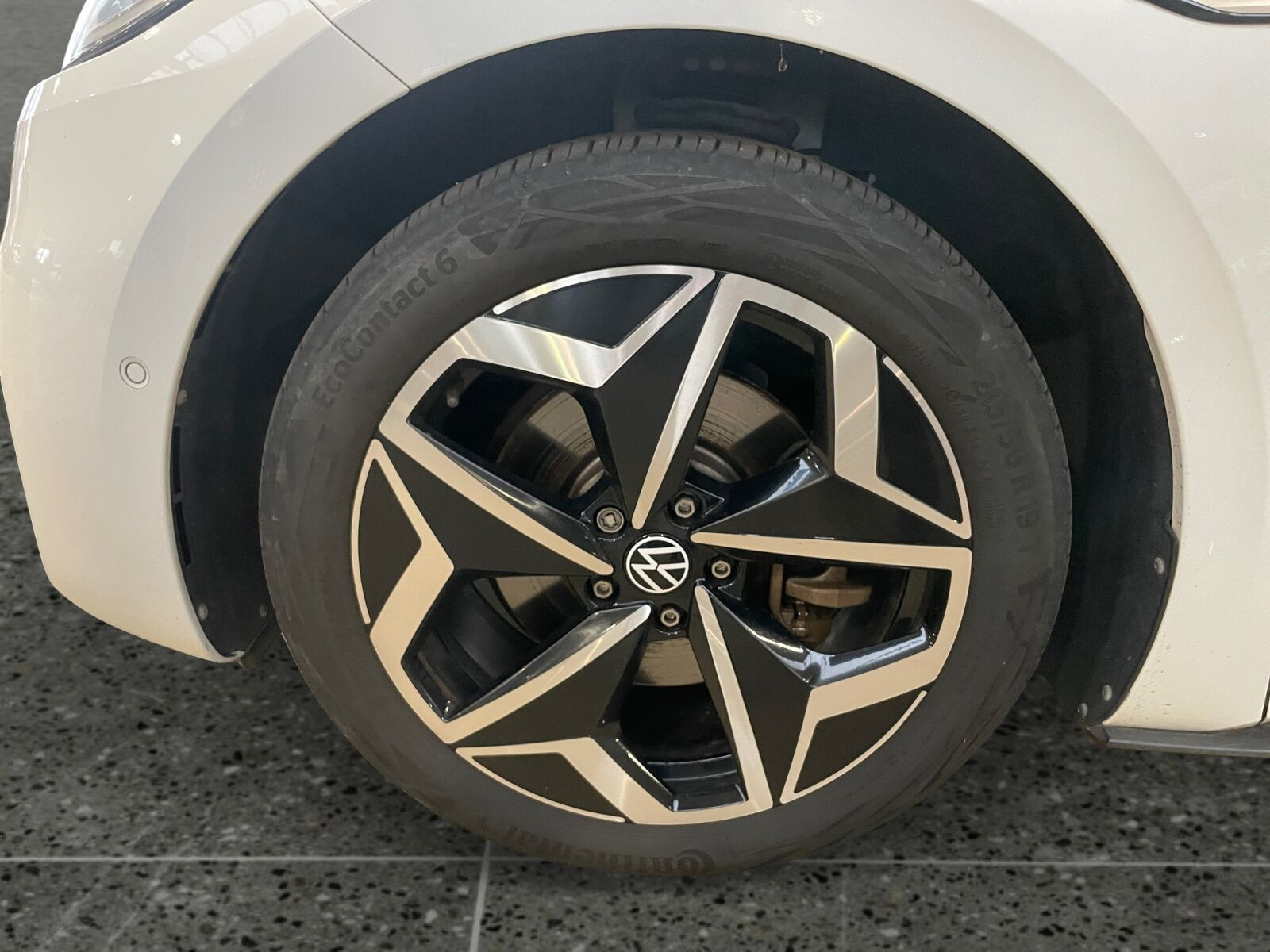 Hvid VW ID.3 fra 2023