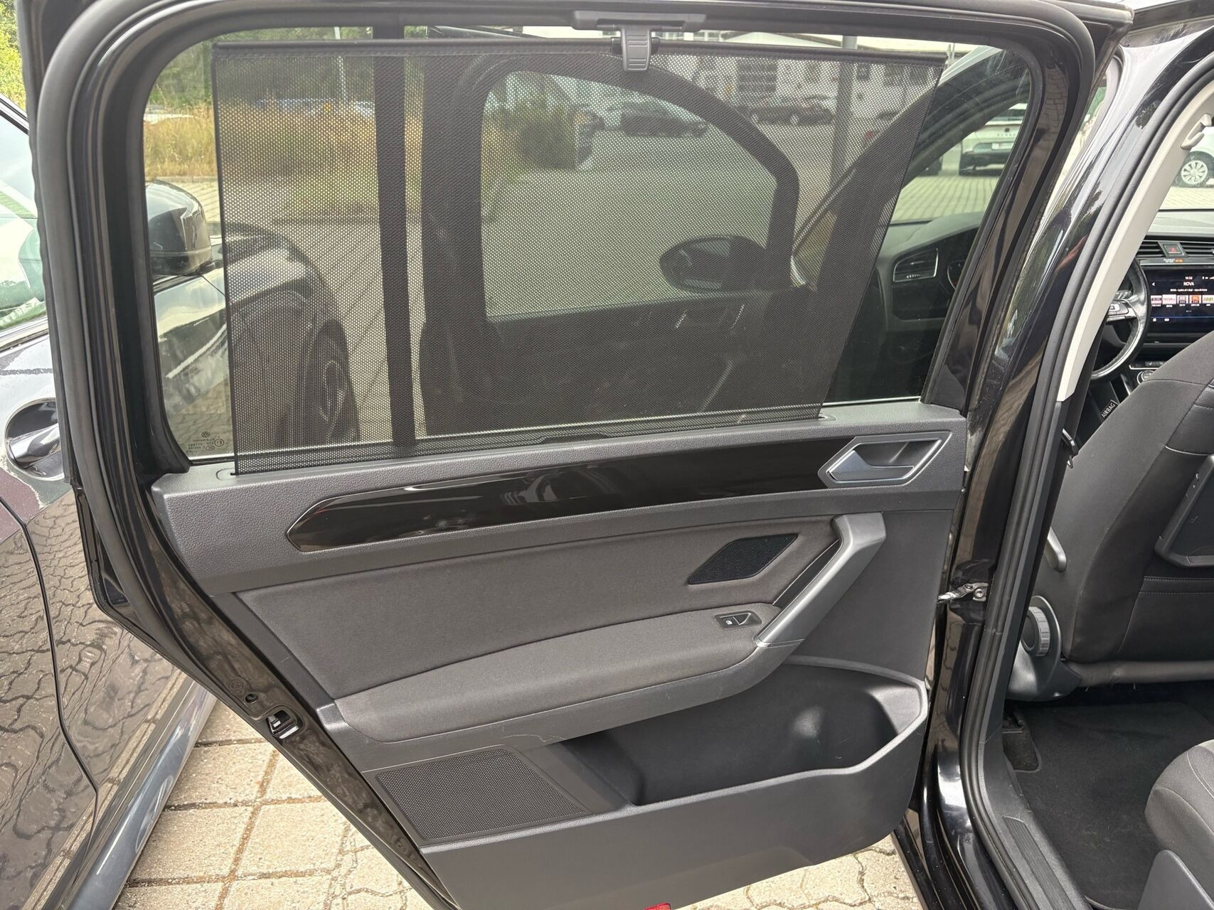 Sort VW Touran fra 2018