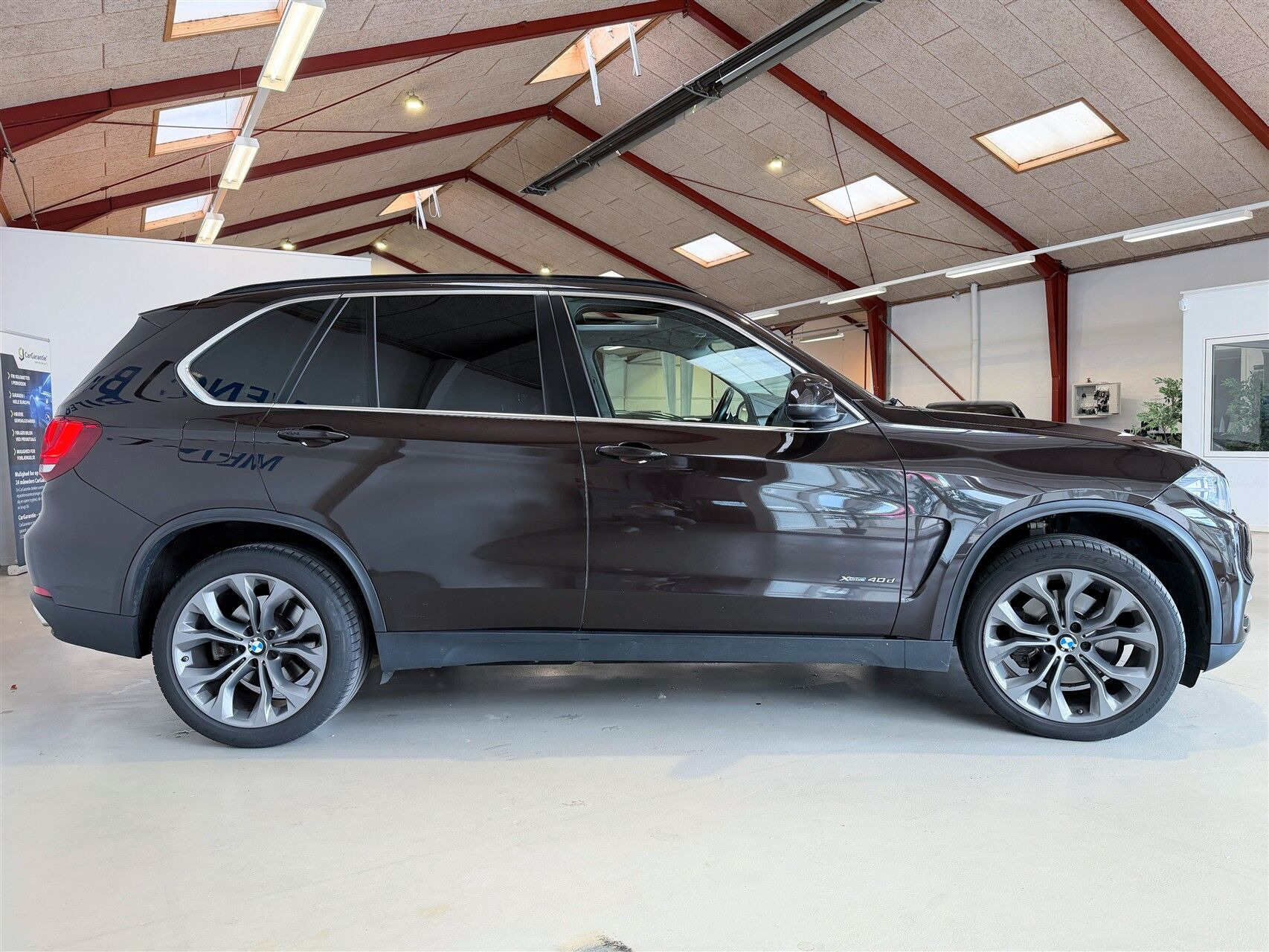 Brun BMW X5 fra 2015