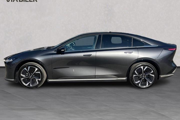 Grå Mazda 6e fra 2026