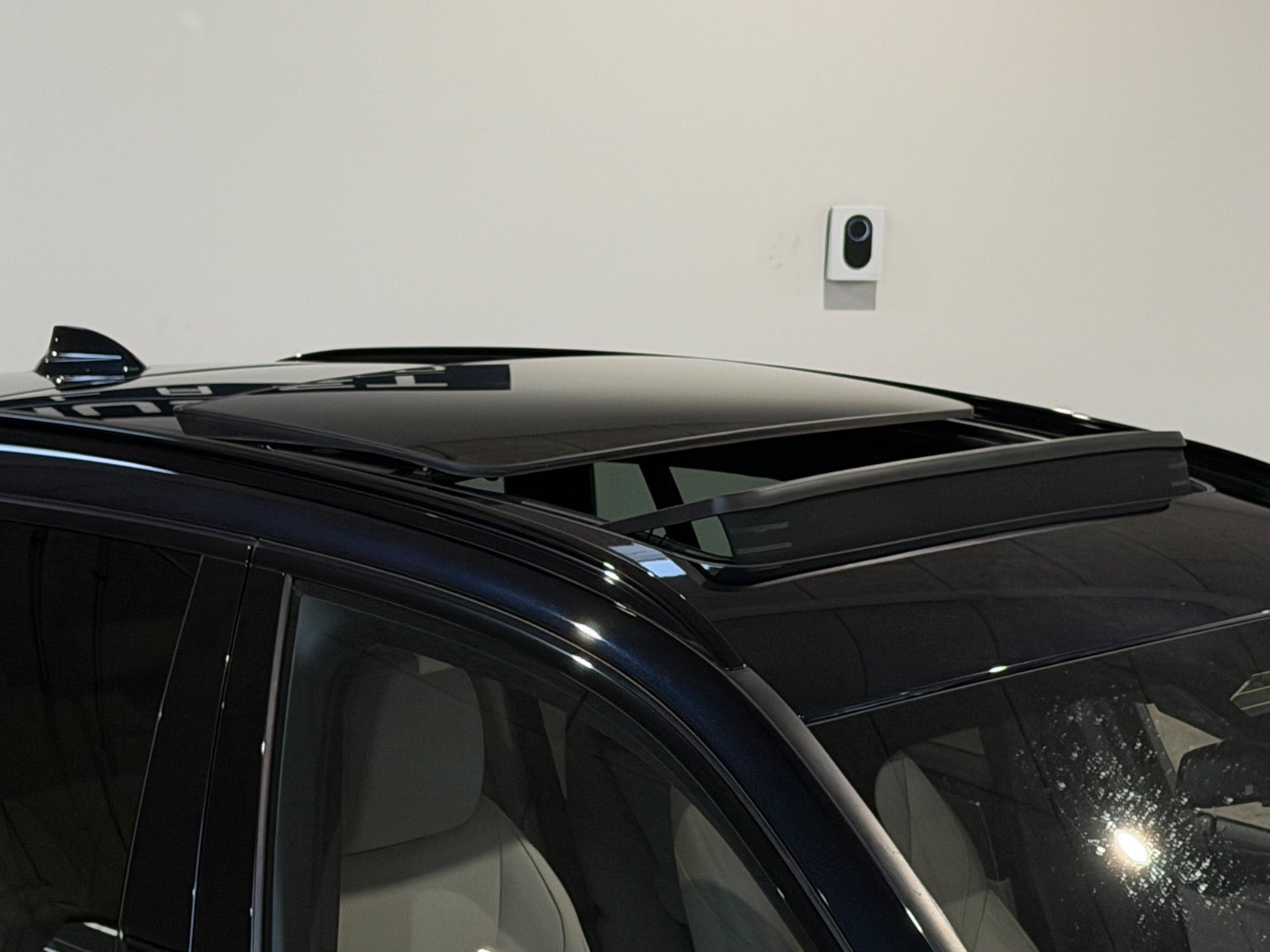 Blå BMW iX3 fra 2023