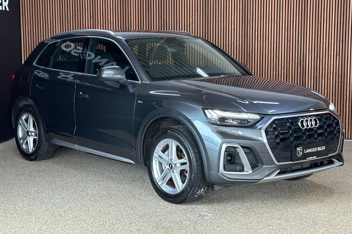 Sølv Audi Q5 fra 2021