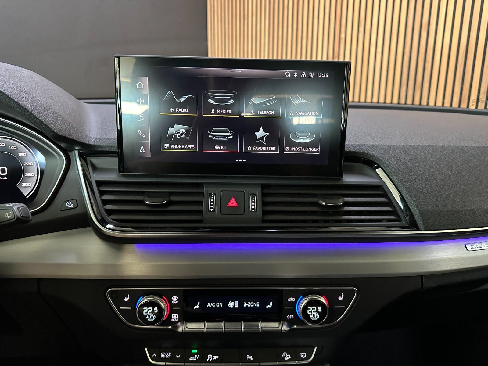 Sølv Audi Q5 fra 2021