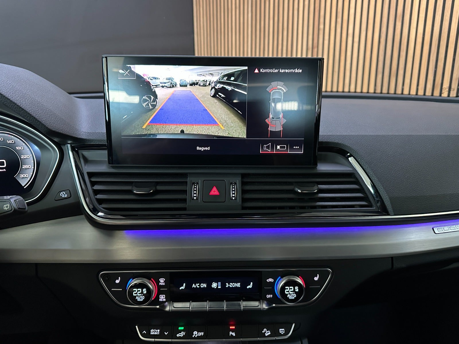 Sølv Audi Q5 fra 2021