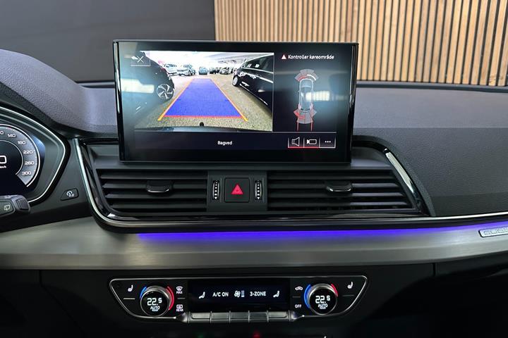 Sølv Audi Q5 fra 2021