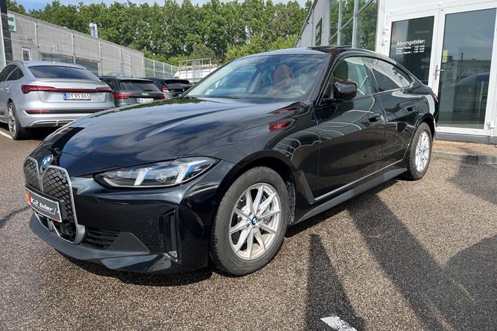 Sort BMW i4 fra 2025