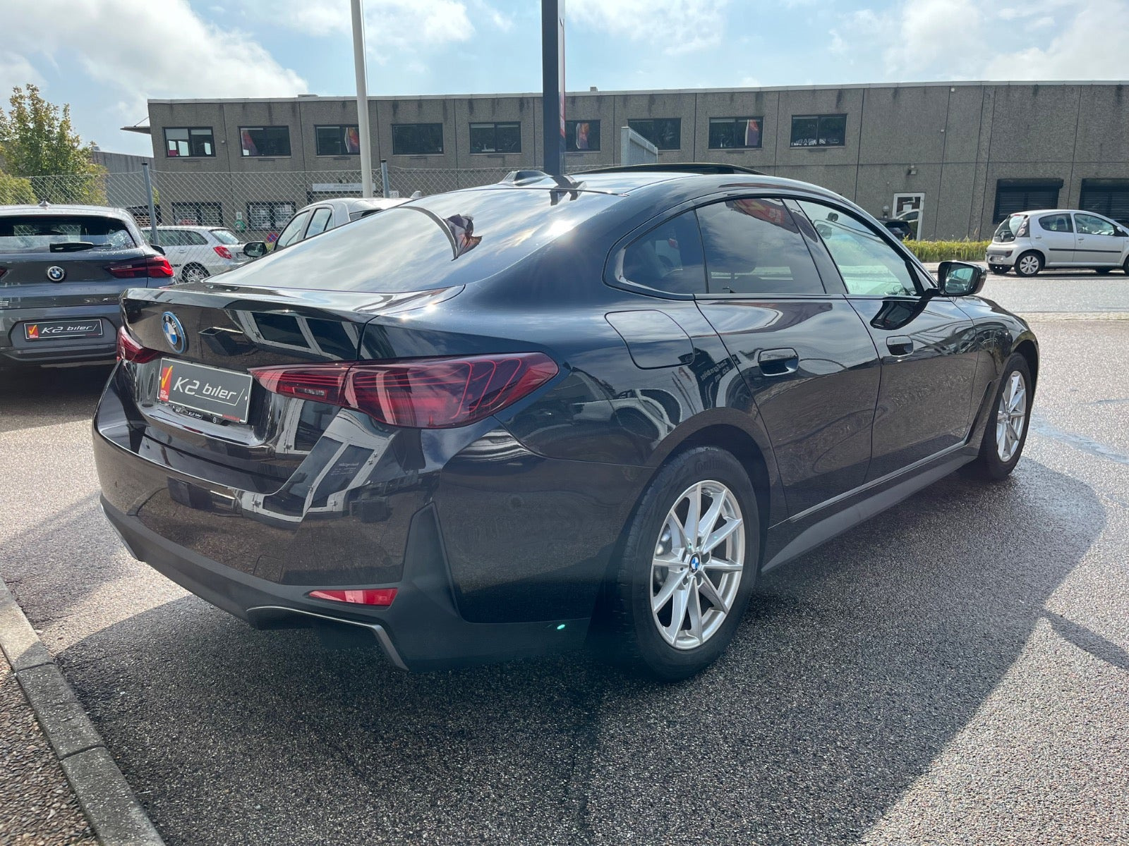 Sort BMW i4 fra 2025