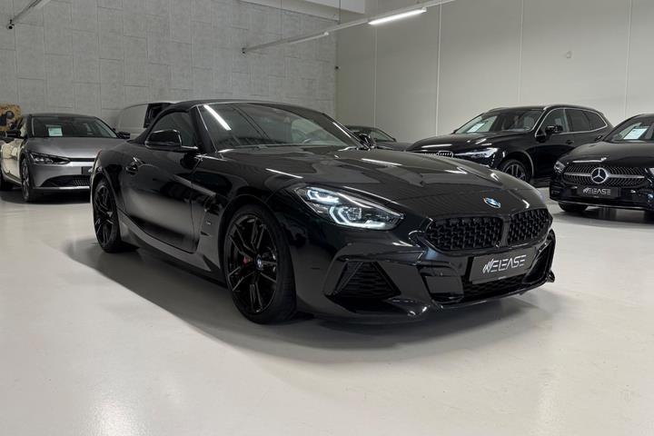 Sort BMW Z4 fra 2022