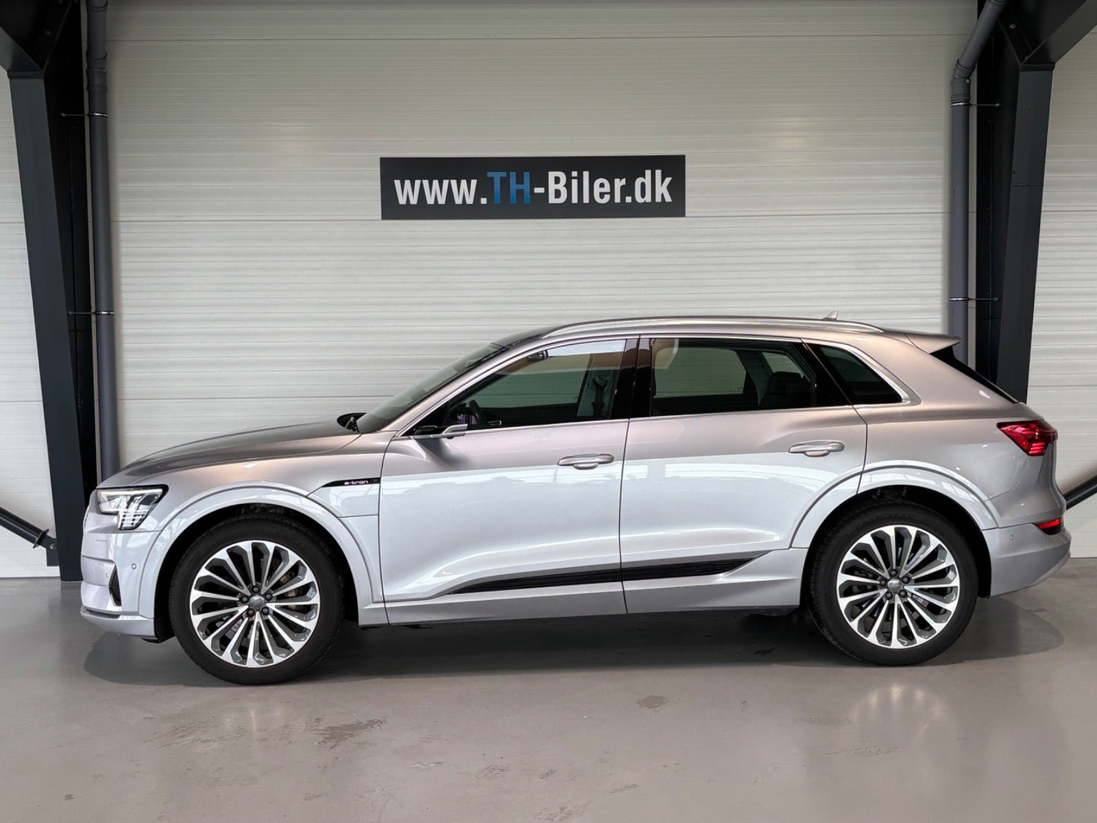 undefined Audi e-tron fra 2020