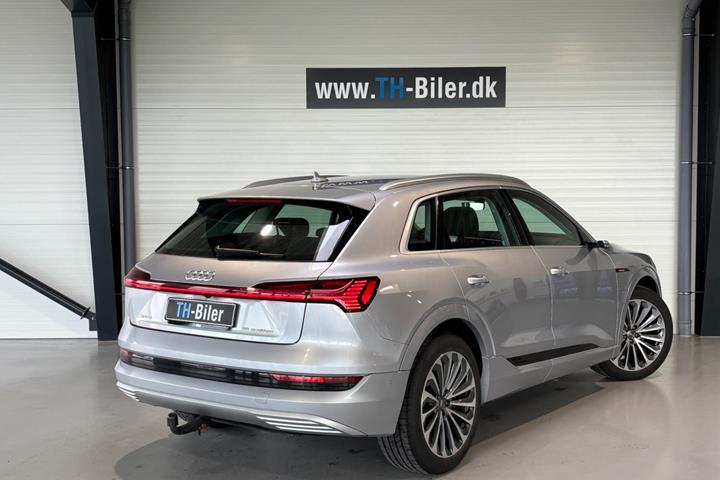 undefined Audi e-tron fra 2020