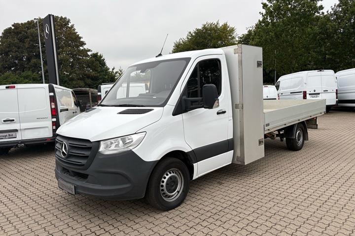 Hvid Mercedes Sprinter 316 fra 2021
