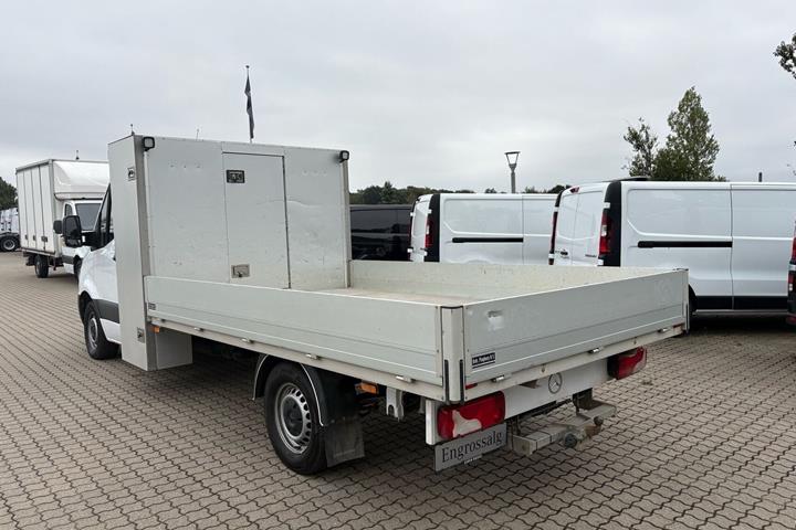 Hvid Mercedes Sprinter 316 fra 2021