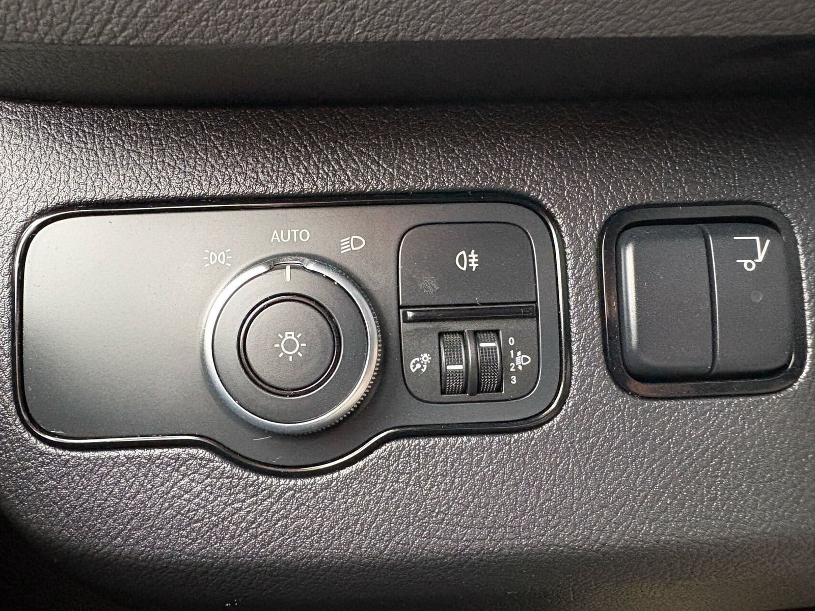 Hvid Mercedes Sprinter 316 fra 2021