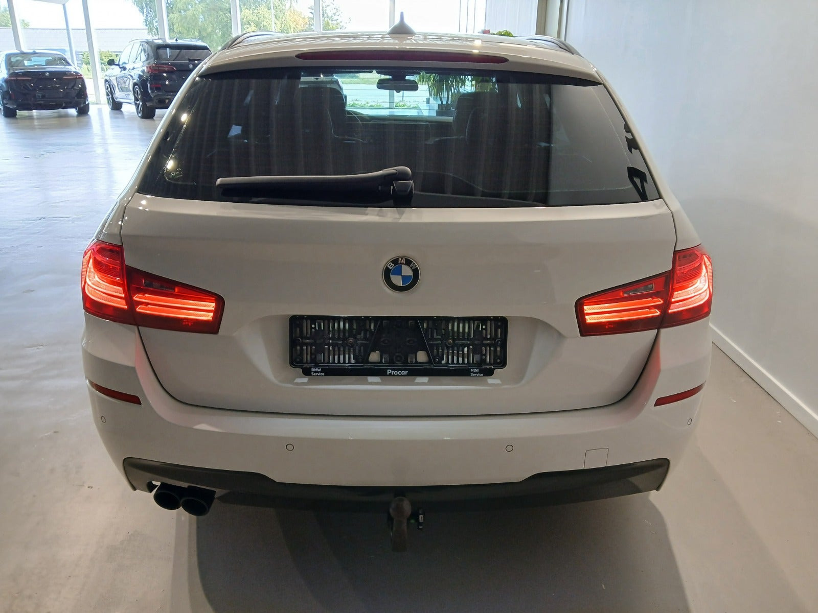 Hvid BMW 520d fra 2016