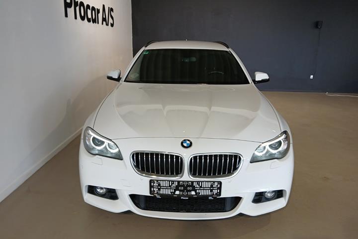 Hvid BMW 520d fra 2016