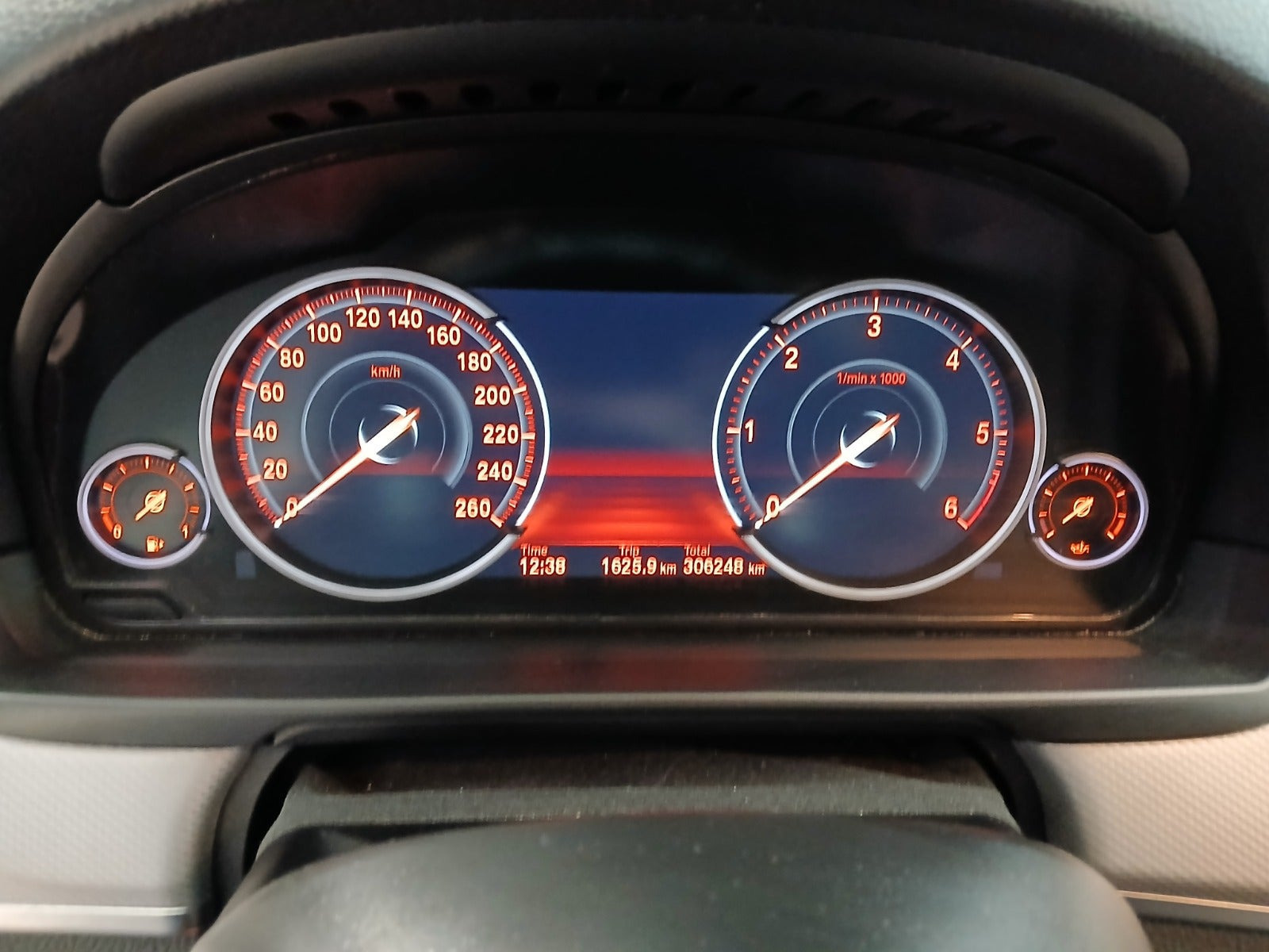 Hvid BMW 520d fra 2016