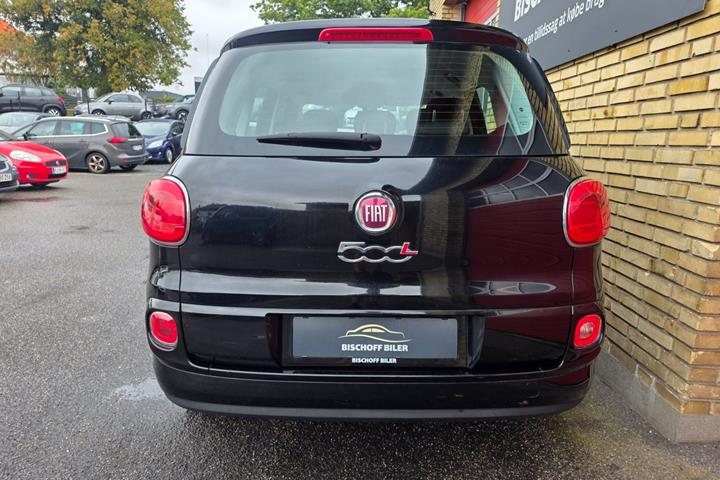 Sort Fiat 500L Wagon fra 2018