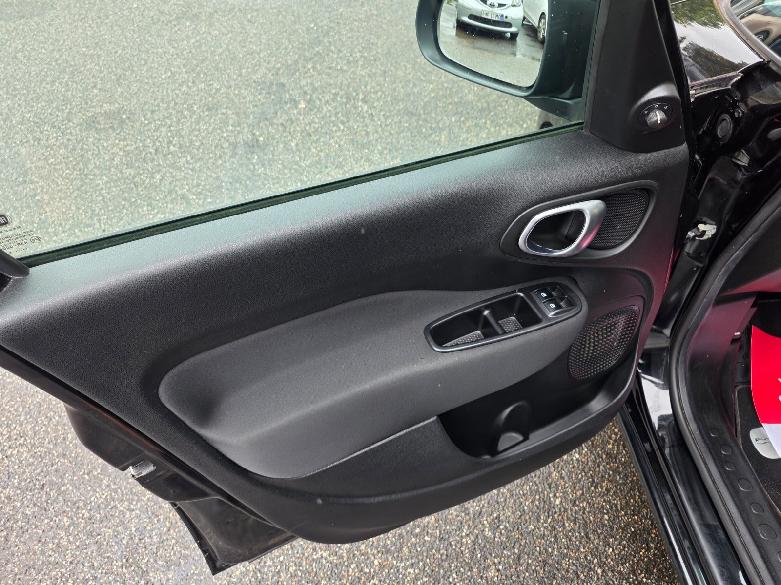 Sort Fiat 500L Wagon fra 2018