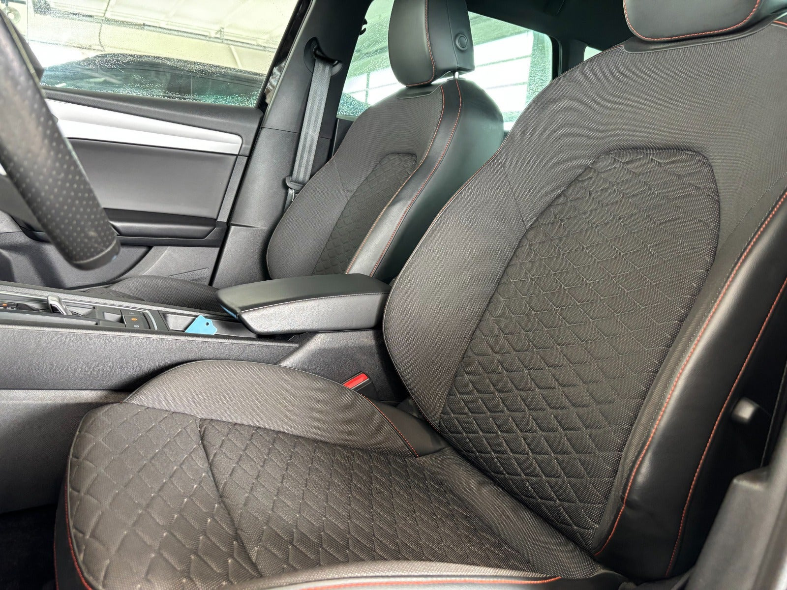 Sort Seat Leon fra 2021