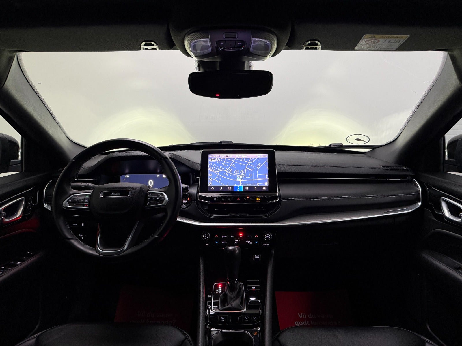Grøn Jeep Compass fra 2021
