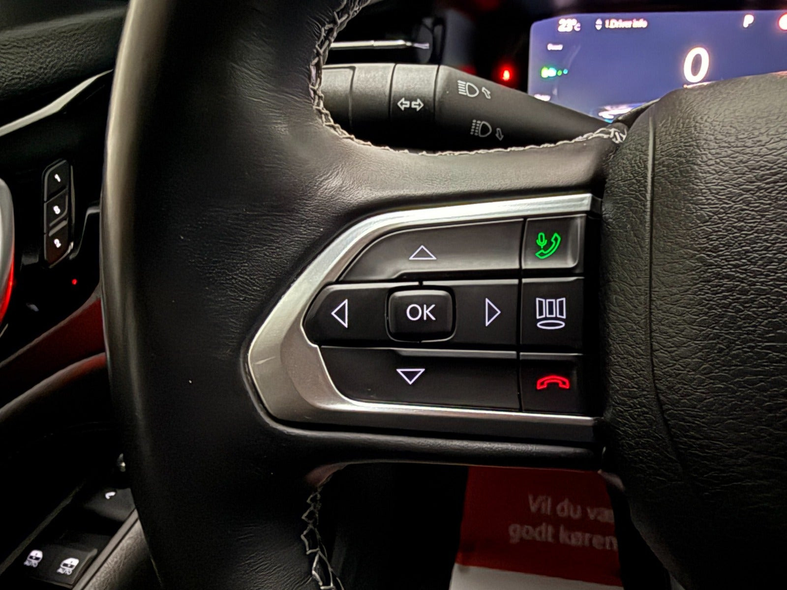 Grøn Jeep Compass fra 2021