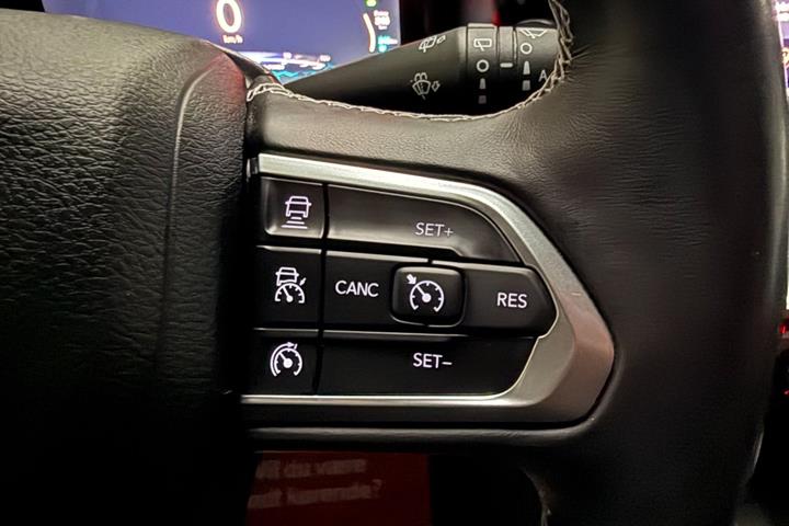 Grøn Jeep Compass fra 2021
