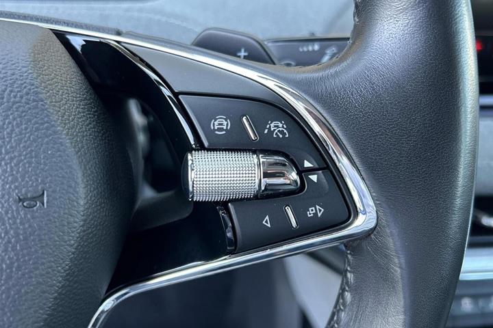 Sølv Skoda Enyaq fra 2022