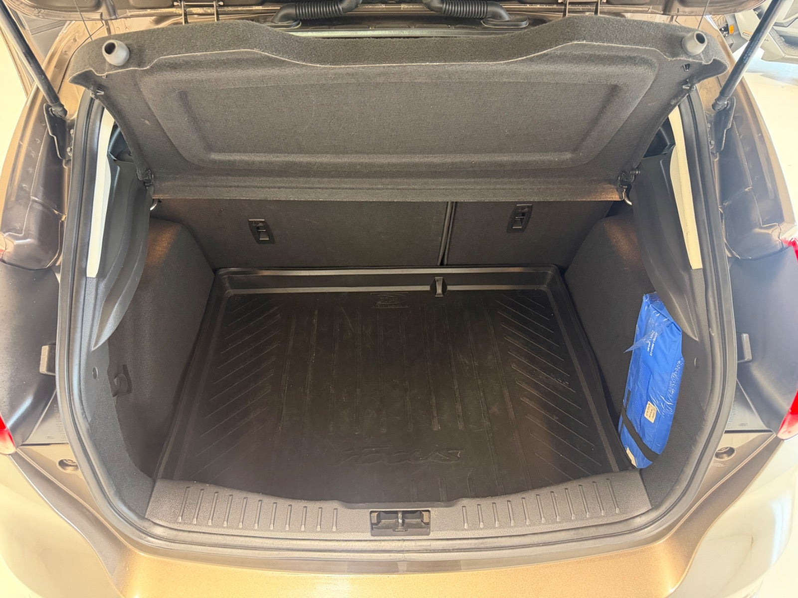 Brun Ford Focus fra 2016
