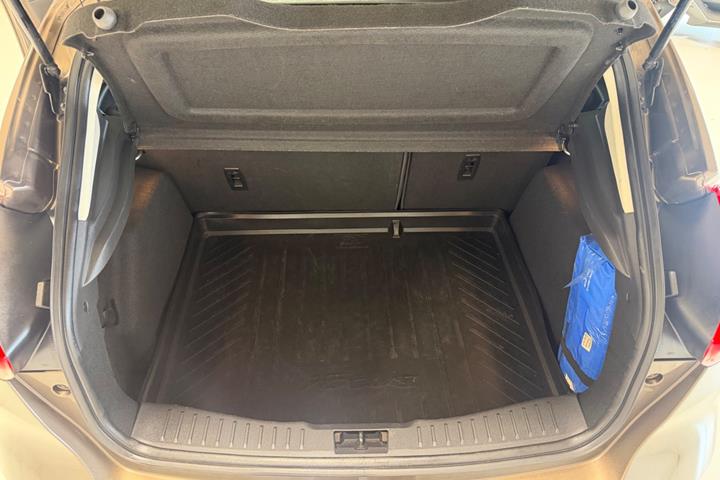 Brun Ford Focus fra 2016