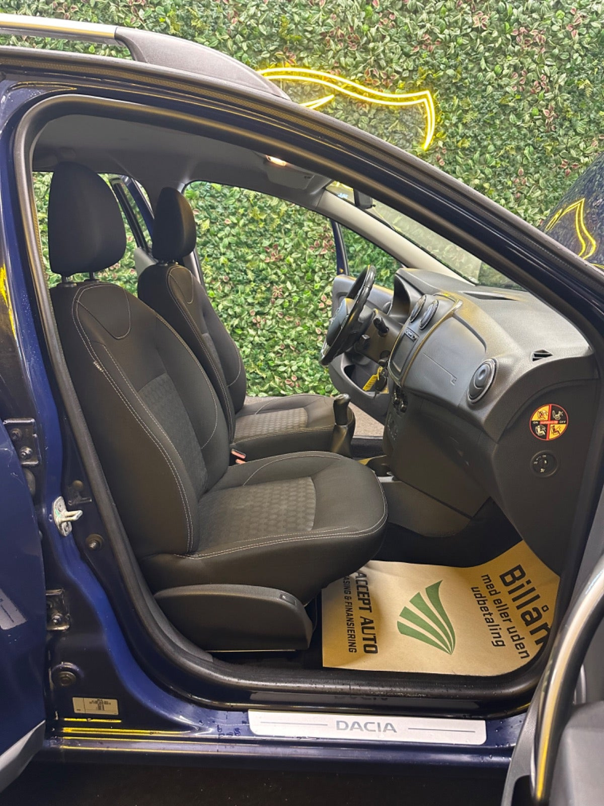 undefined Dacia Logan fra 2015