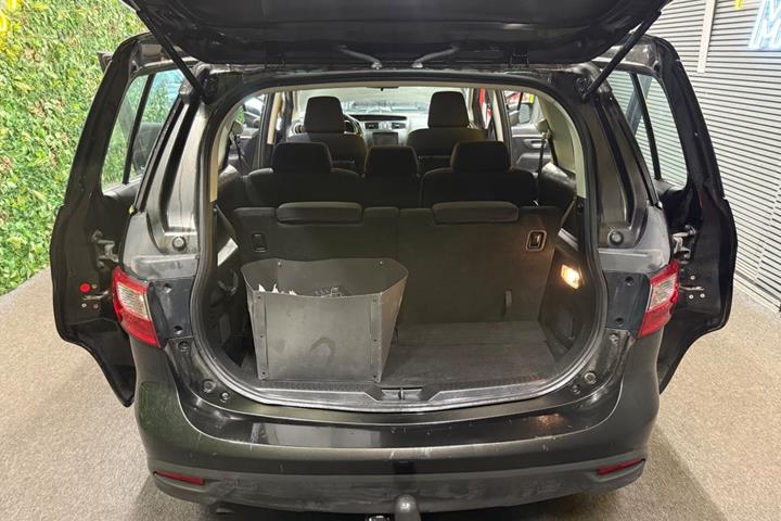 undefined Mazda 5 fra 2012