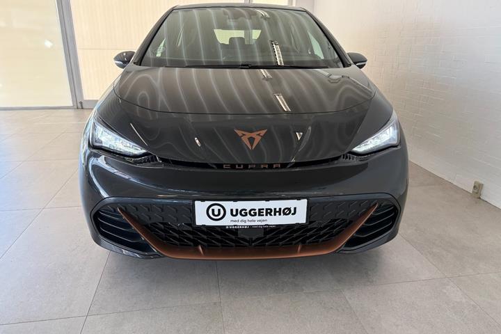 Grå Cupra Born fra 2023