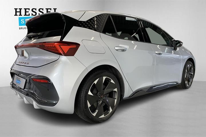 Sølv Cupra Born fra 2023