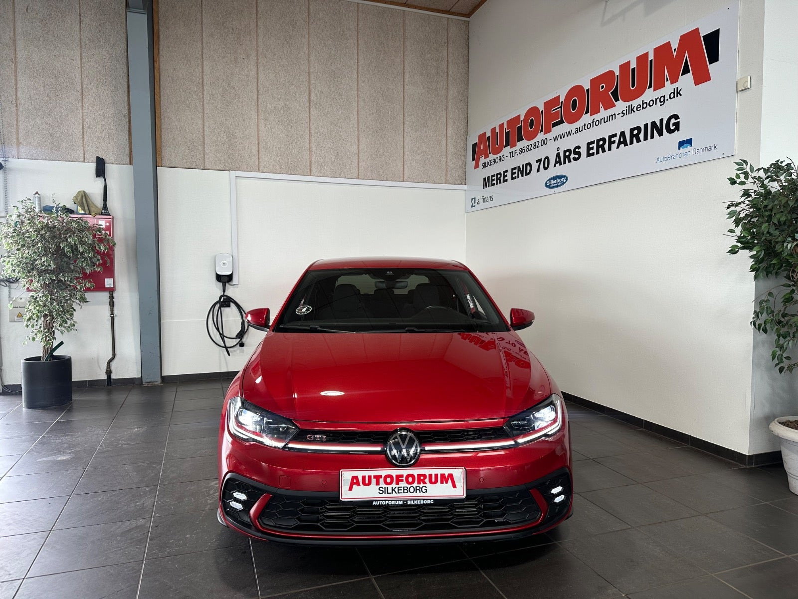 Rød VW Polo fra 2022