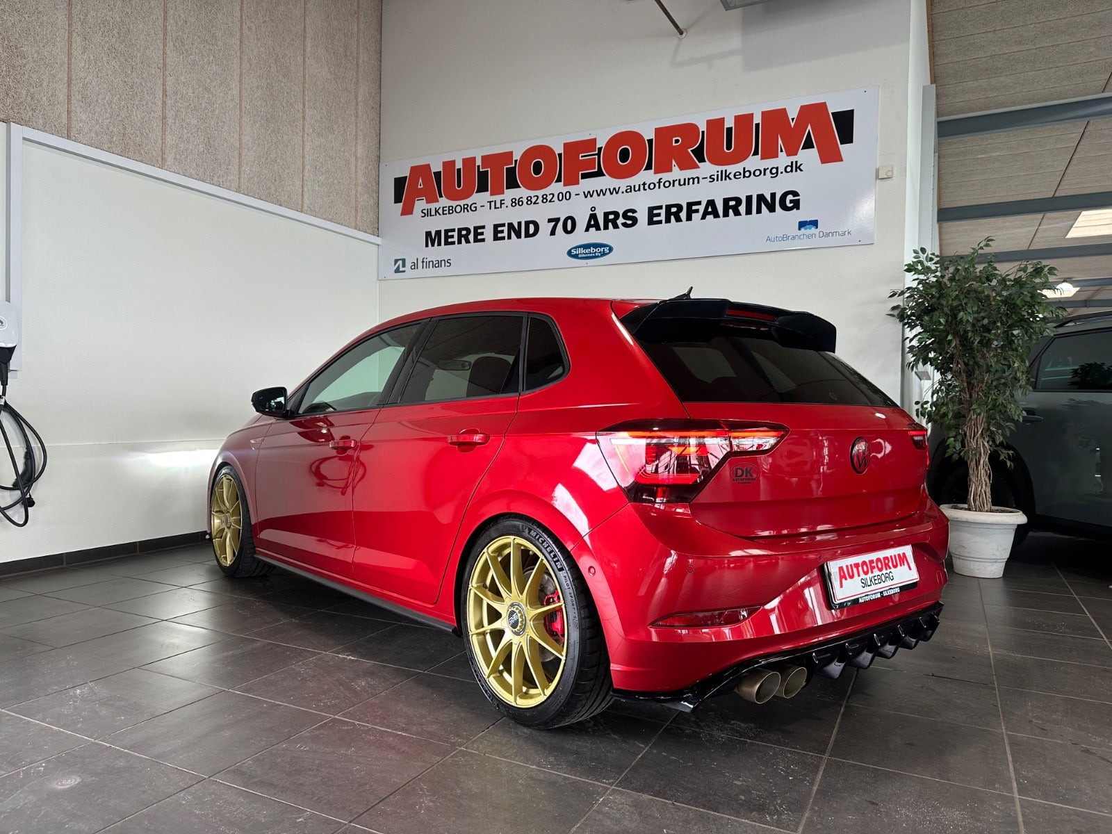 Rød VW Polo fra 2022