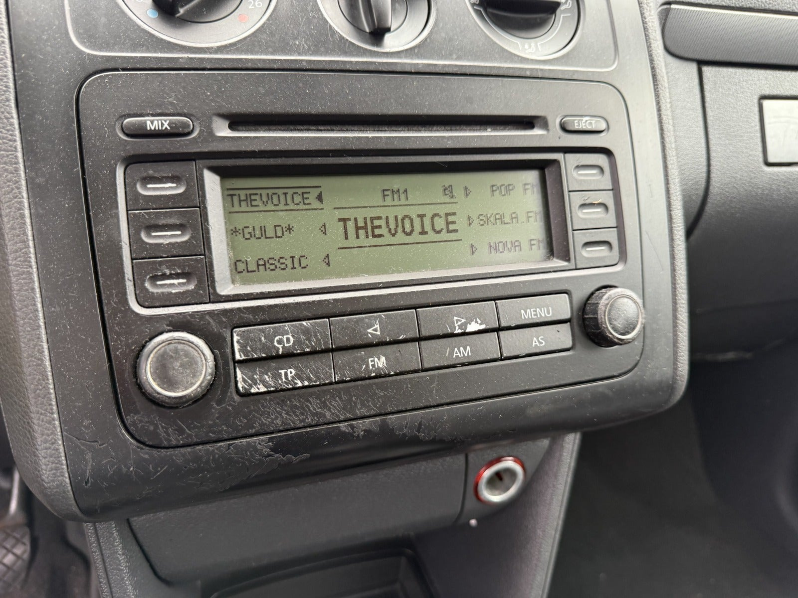 Sort VW Touran fra 2004