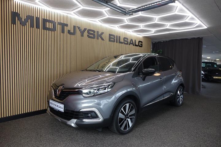 Grå Renault Captur fra 2018