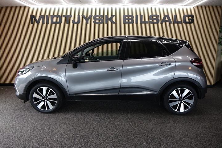Grå Renault Captur fra 2018