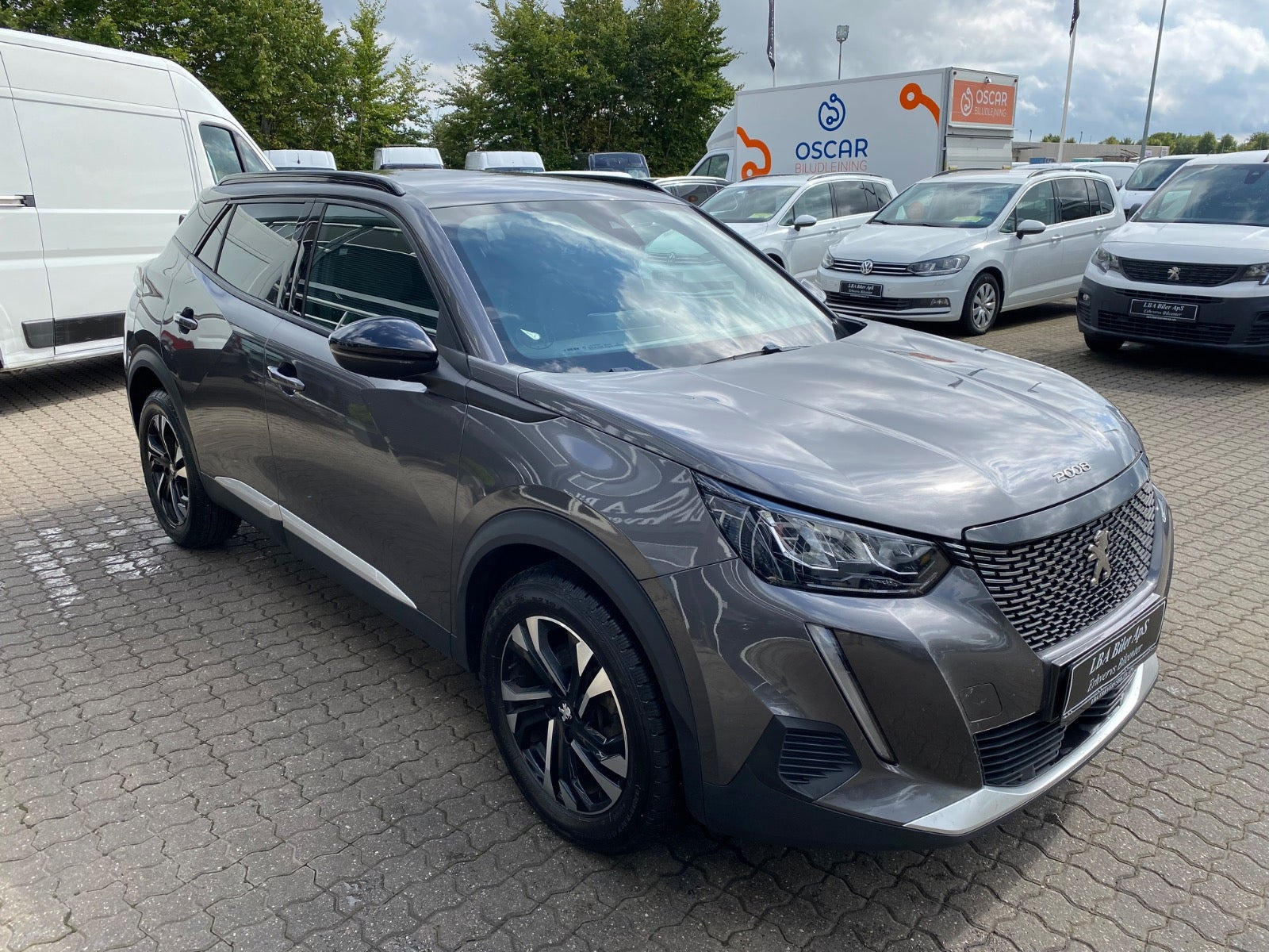 Sort Peugeot 2008 fra 2023