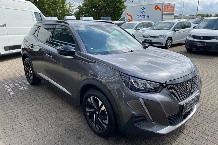 Sort Peugeot 2008 fra 2023