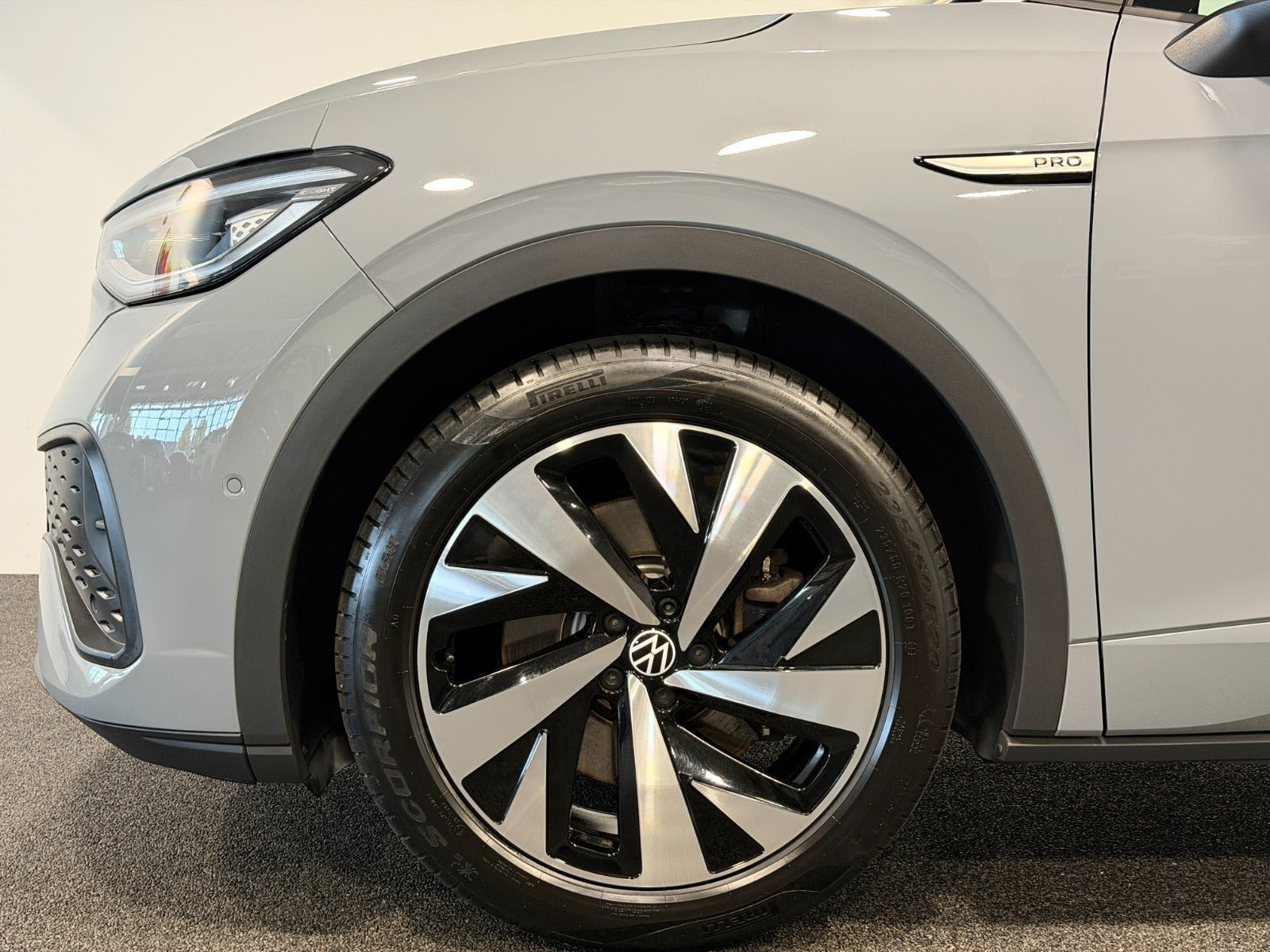 Grå VW ID.5 fra 2023