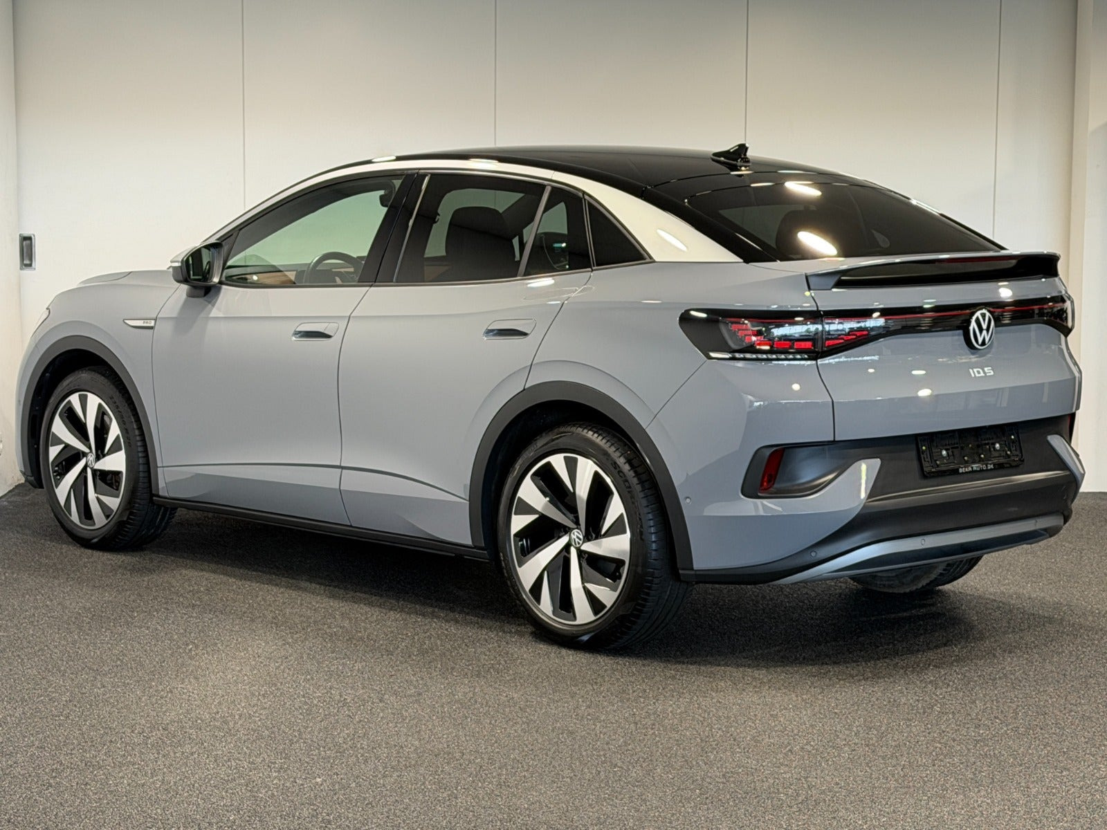 Grå VW ID.5 fra 2023