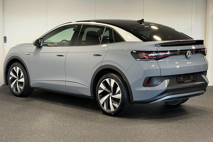 Grå VW ID.5 fra 2023