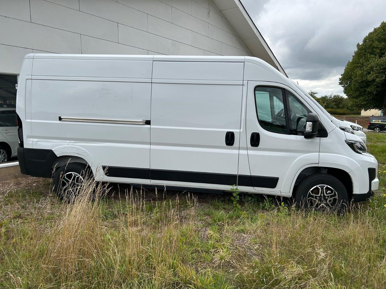 Hvid Citroën ë-Jumper 35H fra 2024