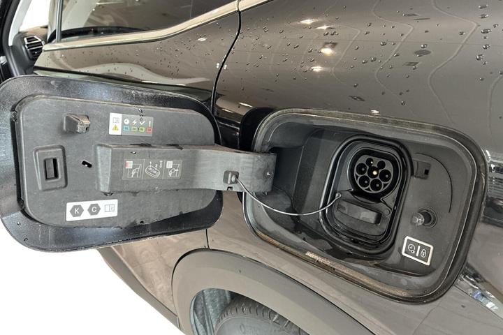 Sort Citroën ë-C4 X fra 2023